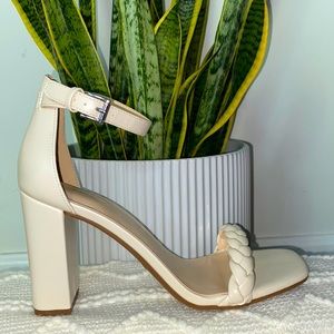 Nine West braided high heels, Open Toe, Ivory, size 8M